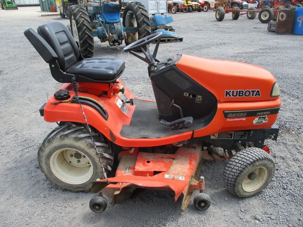 Main image Kubota G2160