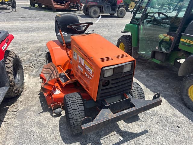 Image of Kubota G4200 equipment image 4
