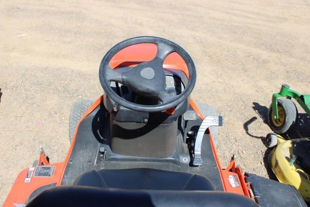 Image of Kubota GR2110 equipment image 3