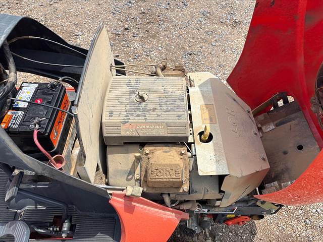 Image of Kubota GR2000 equipment image 4