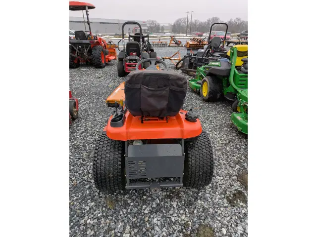 Image of Kubota GR2000 equipment image 3