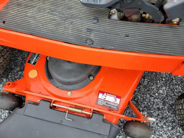 Image of Kubota GR2010 equipment image 4