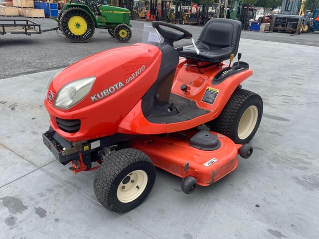 Image of Kubota GR2100 equipment image 1