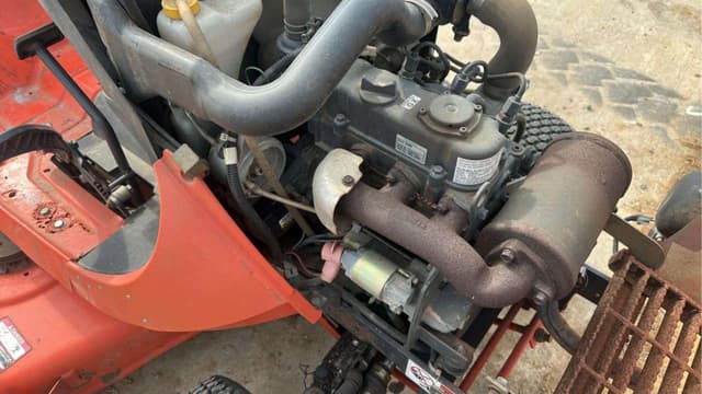 Image of Kubota GR2100 equipment image 4