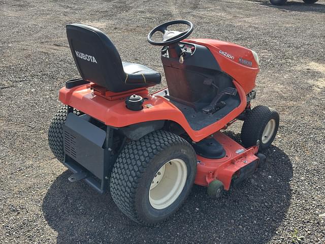 Image of Kubota GR2100 equipment image 4