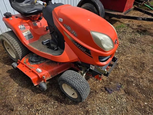 Image of Kubota GR2110 equipment image 1
