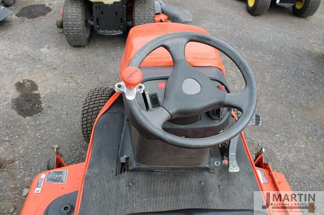 Image of Kubota GR2110 equipment image 4