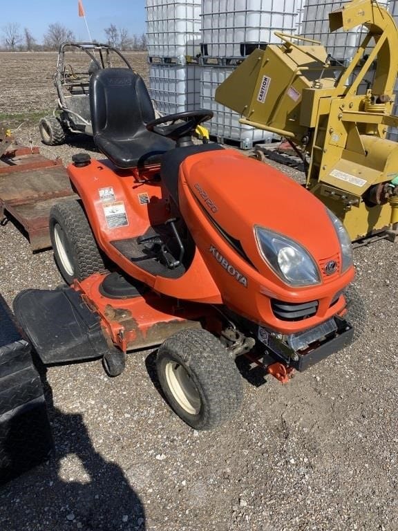Kubota GR2120 Equipment Image0