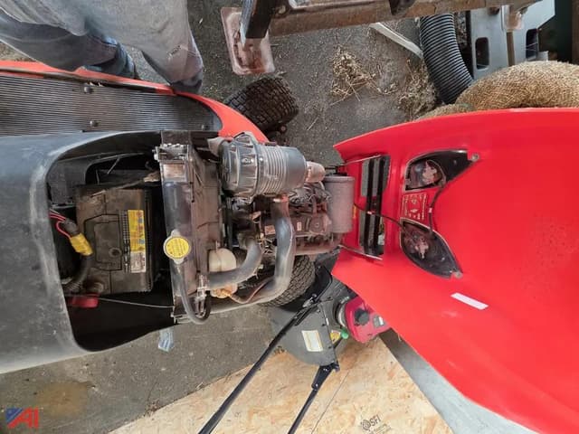 Image of Kubota GR2120 equipment image 3