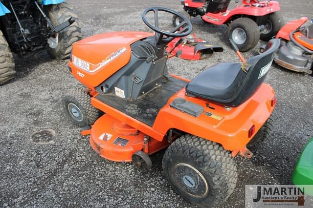 Image of Kubota T1400 equipment image 3