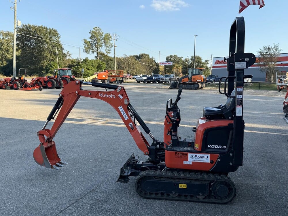 Main image Kubota K008-5