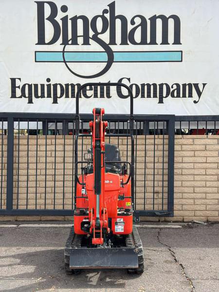 Image of Kubota K008-5 equipment image 2