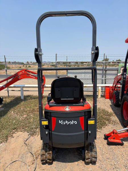Image of Kubota K008-5 equipment image 3