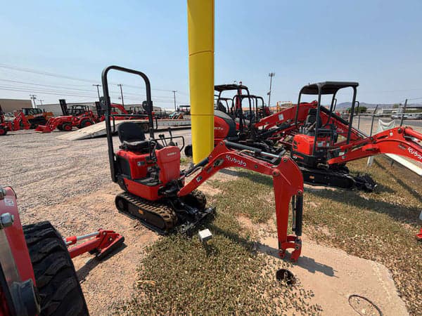 Image of Kubota K008-5 equipment image 1