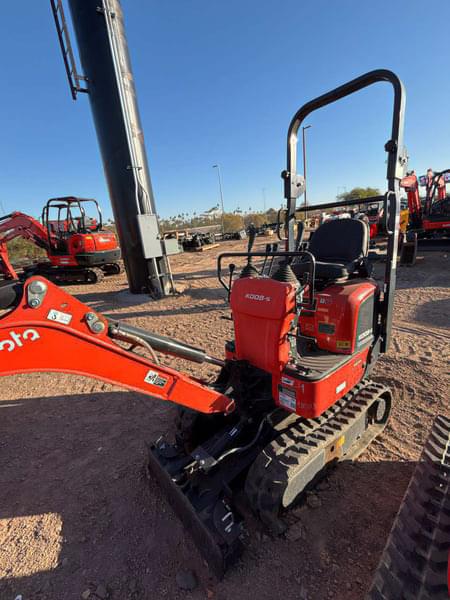 Image of Kubota K008-5 equipment image 4