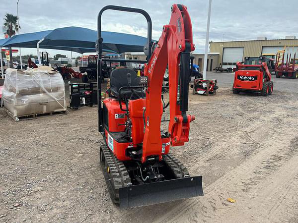 Image of Kubota K008-5 equipment image 2