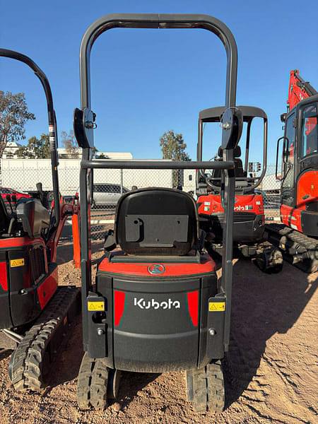 Image of Kubota K008-5 equipment image 3