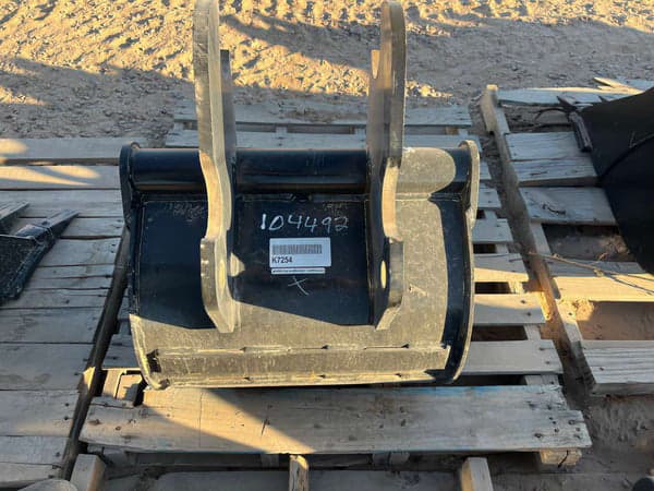 Image of Kubota K7254 equipment image 3