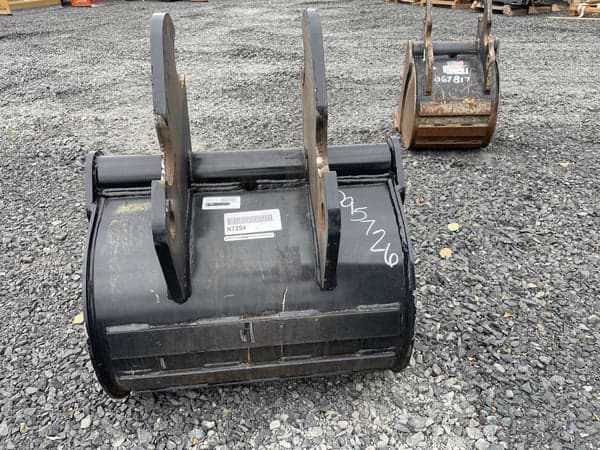 Image of Kubota K7254 equipment image 3