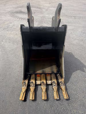Kubota K7427A Image