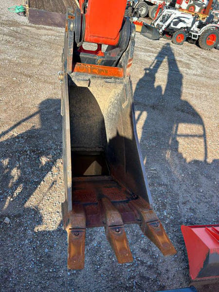 Kubota K7917 Equipment Image0