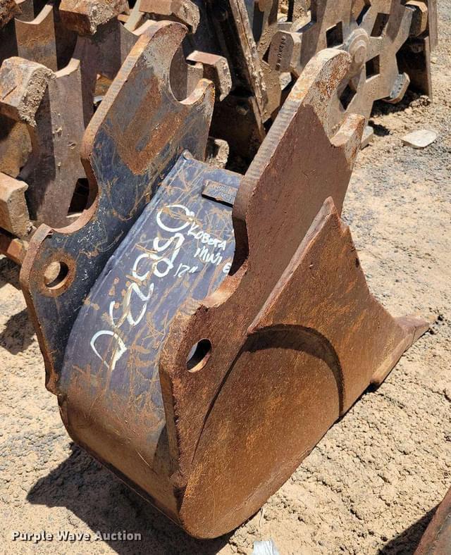 Image of Kubota K7917 equipment image 4