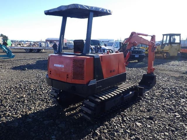Image of Kubota KH-021 equipment image 3
