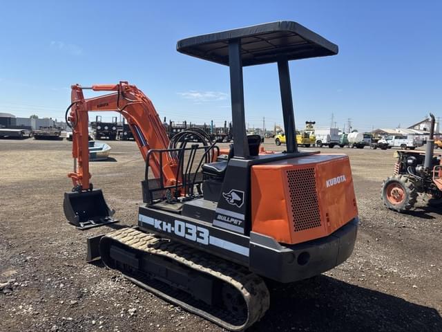 Image of Kubota KH-033 equipment image 3