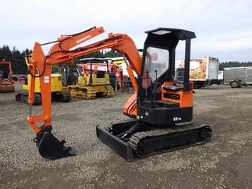 Main image Kubota KH-30SR