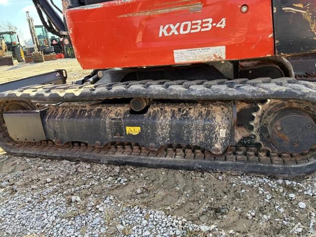 Image of Kubota KX033-4 equipment image 4