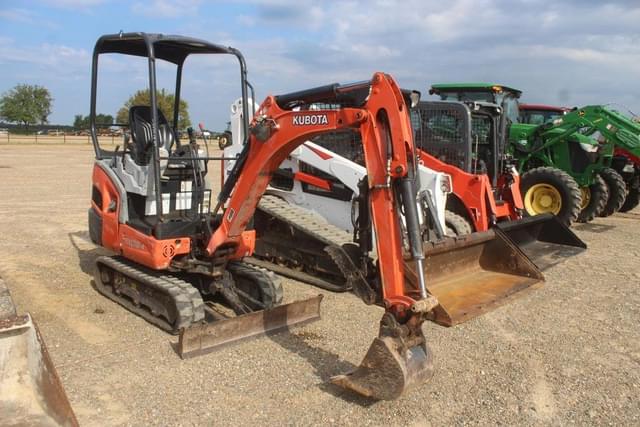 Image of Kubota KX018-4 equipment image 3