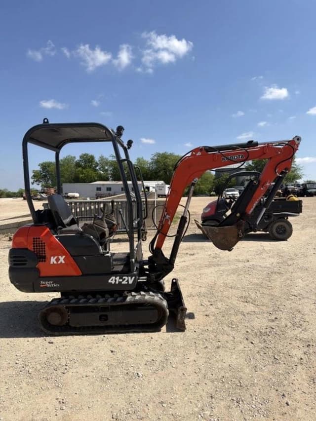 Image of Kubota KX41-2V equipment image 4
