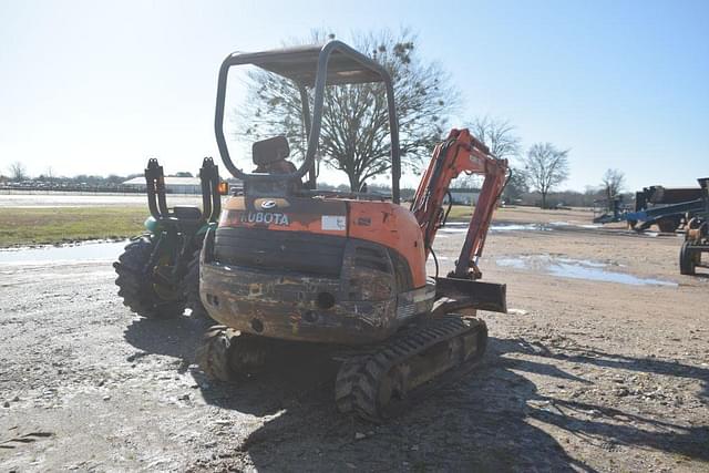 Image of Kubota KX91-3 equipment image 2