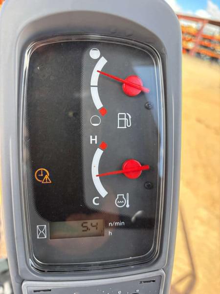 Image of Kubota KX018-4 equipment image 4