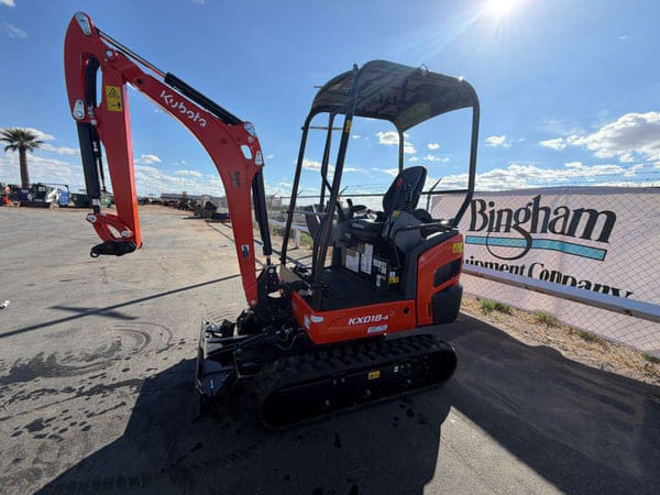 Kubota KX018-4 Equipment Image0
