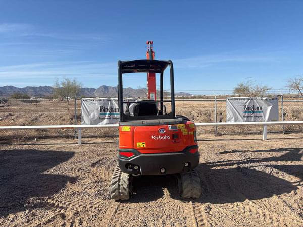 Image of Kubota KX030-4 equipment image 3
