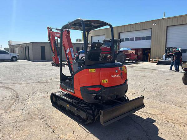 Image of Kubota KX030-4 equipment image 3