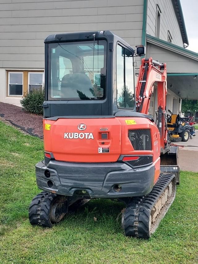 Image of Kubota KX033-4 equipment image 2