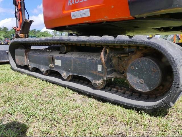 Image of Kubota KX033-4 equipment image 4