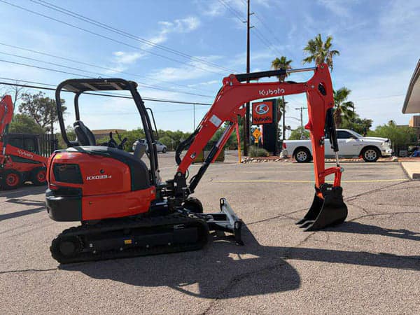 Image of Kubota KX033-4 equipment image 2