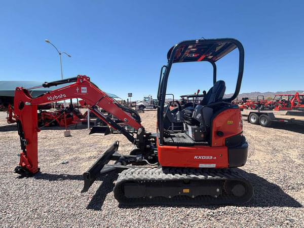 Image of Kubota KX033-4R1 equipment image 4