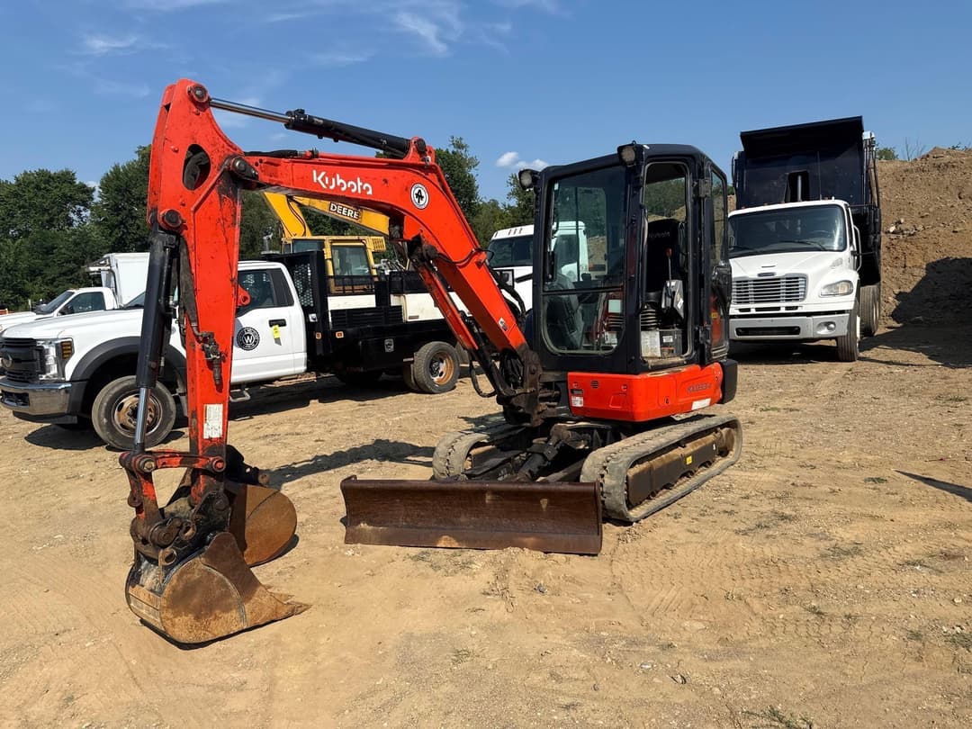 Image of Kubota KX033-4 Primary image