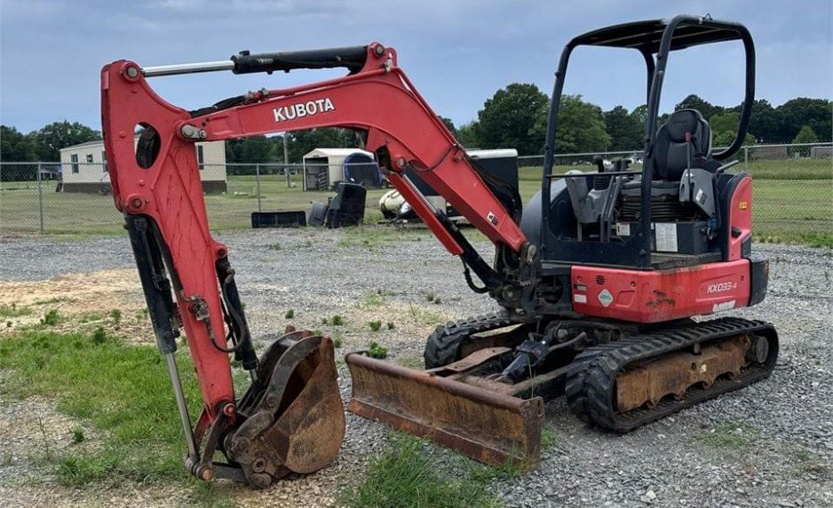 Kubota KX033-4 Equipment Image0