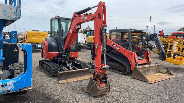 Image of Kubota KX033-4 equipment image 2