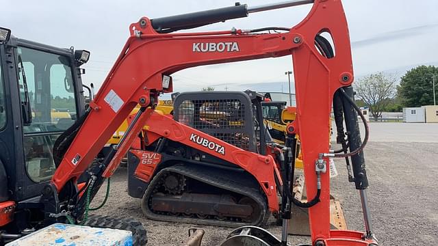 Image of Kubota KX033-4 equipment image 3