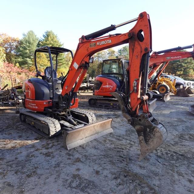 Image of Kubota KX033-4 equipment image 2