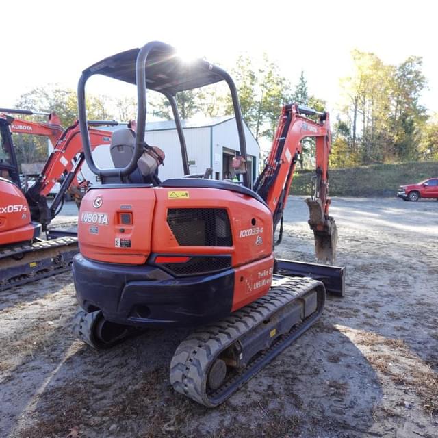 Image of Kubota KX033-4 equipment image 4