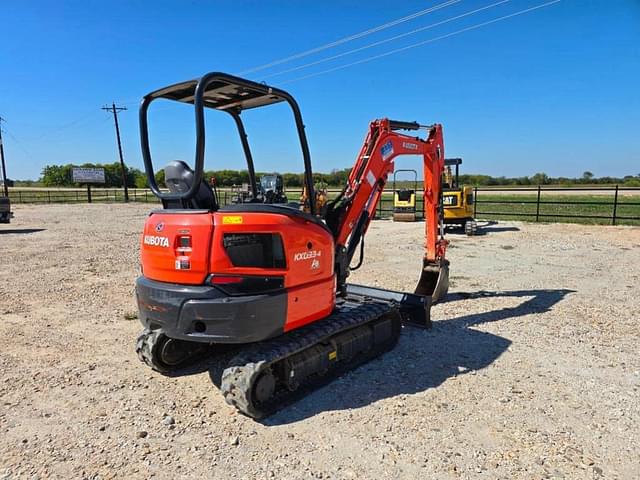 Image of Kubota KX033-4 equipment image 4