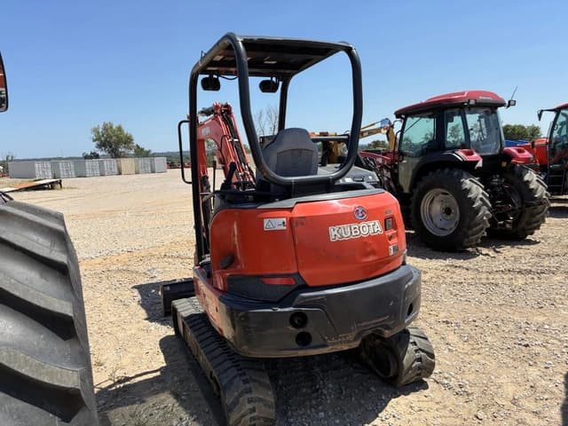 Image of Kubota KX033-4 equipment image 3