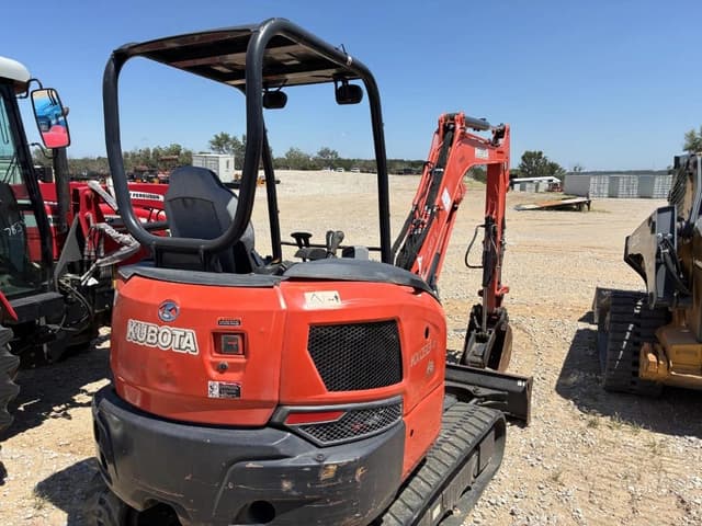 Image of Kubota KX033-4 equipment image 2